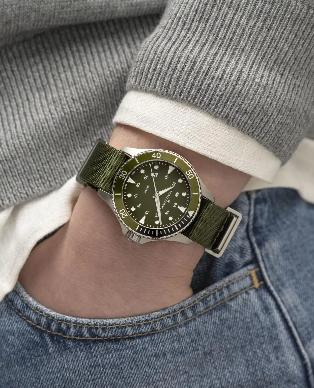 Наручные часы Hamilton Khaki Navy H82241961