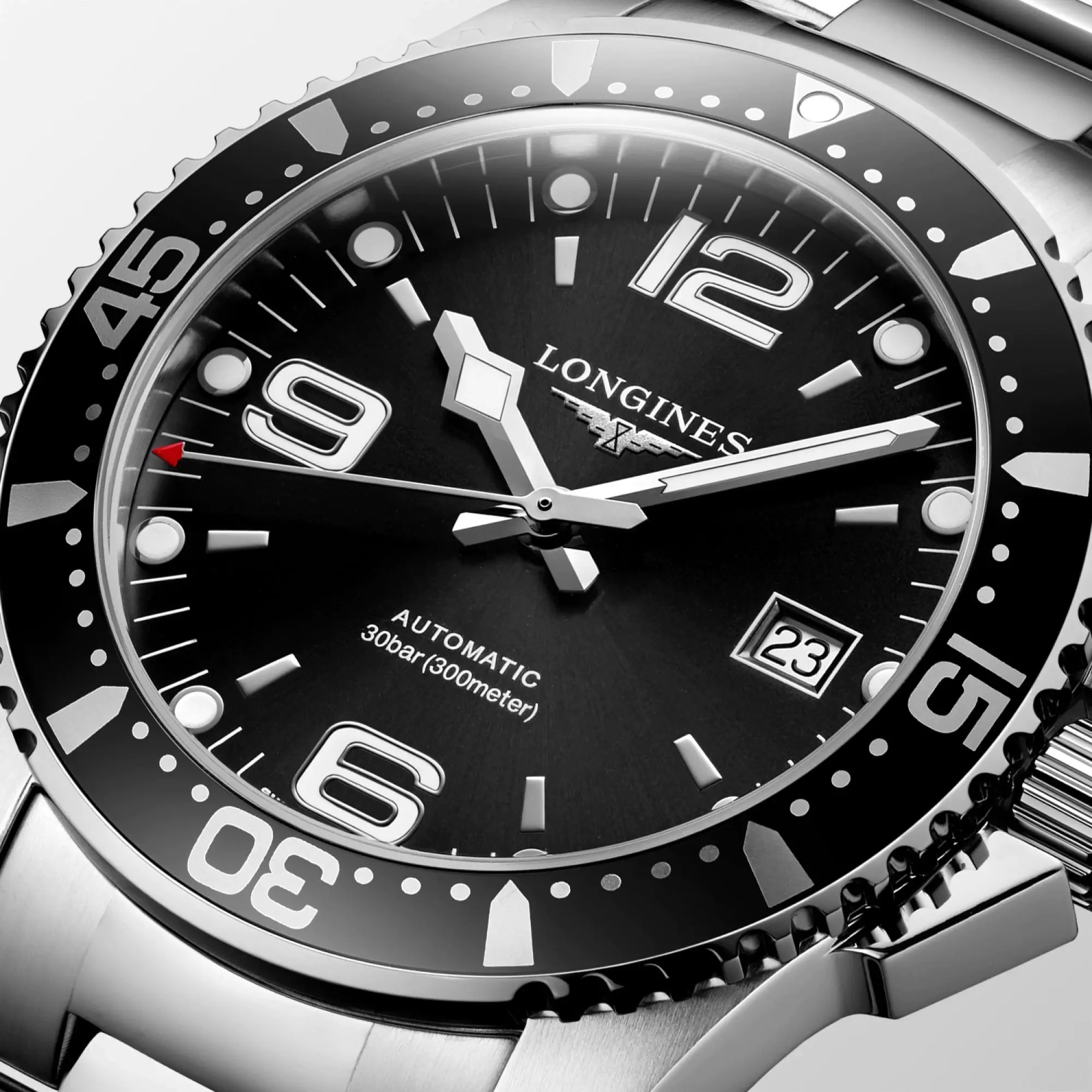 Наручные часы Longines HydroConquest L37424566