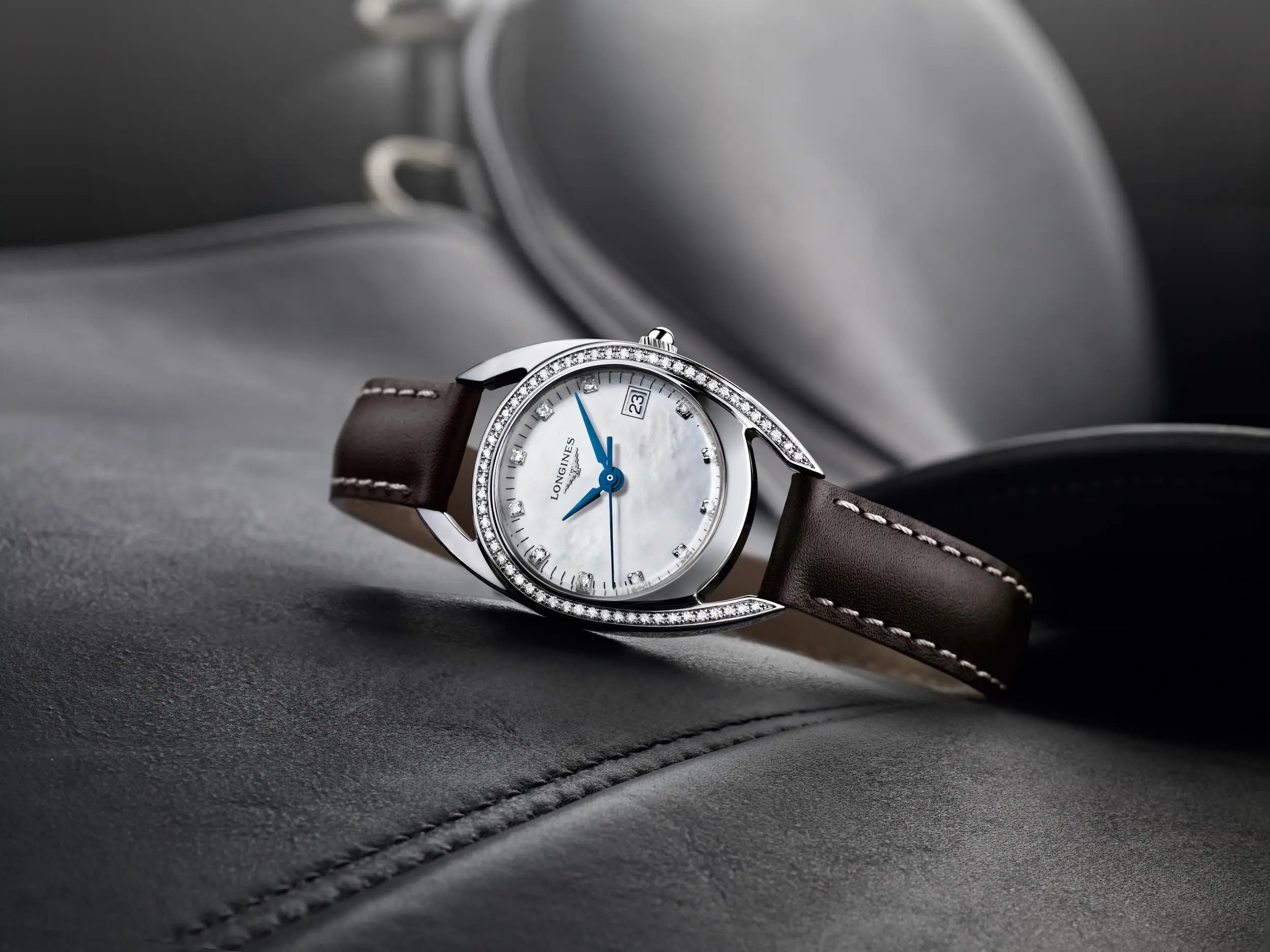 Наручные часы Longines Equestrian L61370872