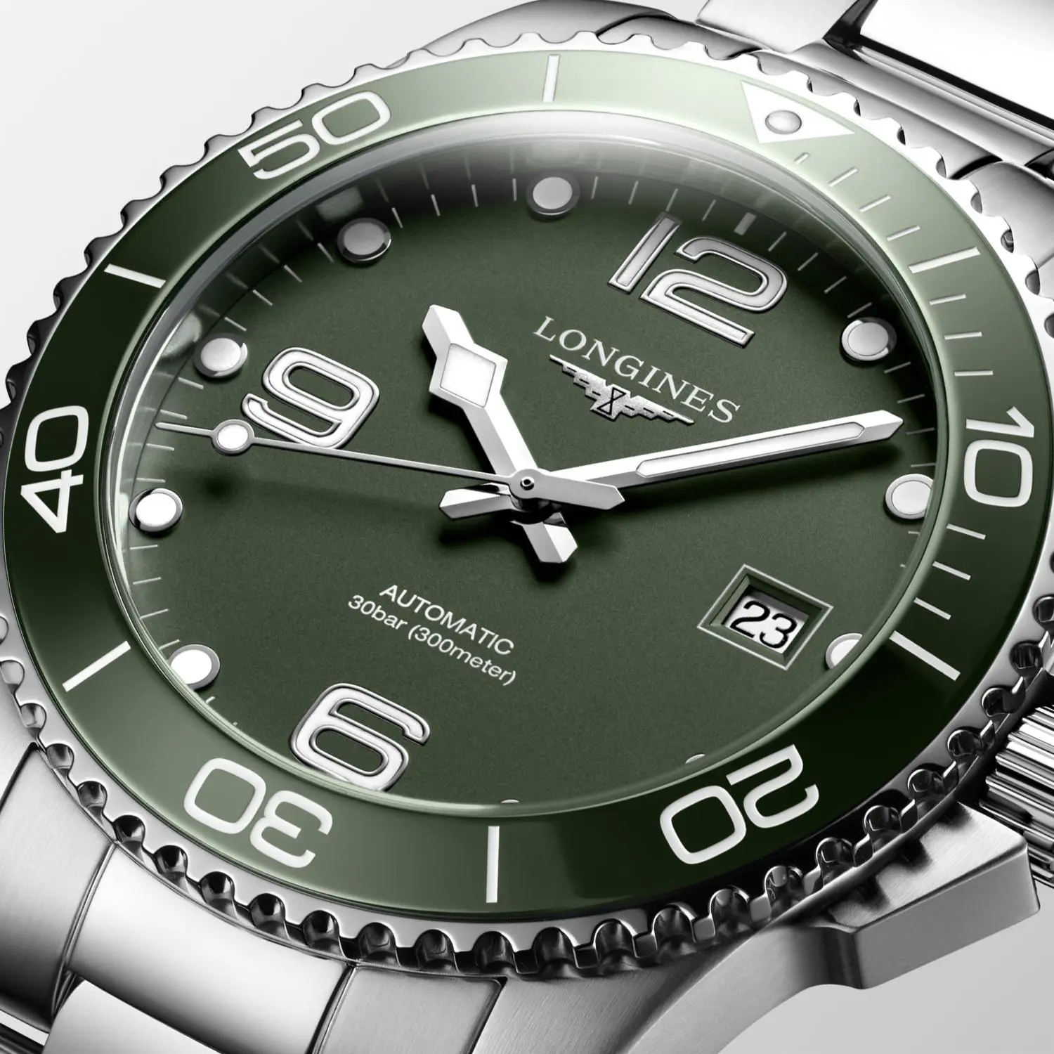 Наручные часы Longines HydroConquest L37814066