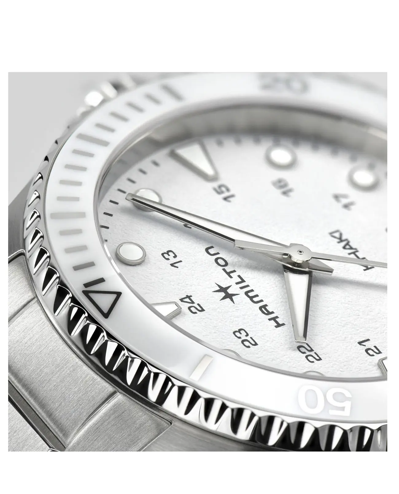 Наручные часы Hamilton Khaki Navy H82221110