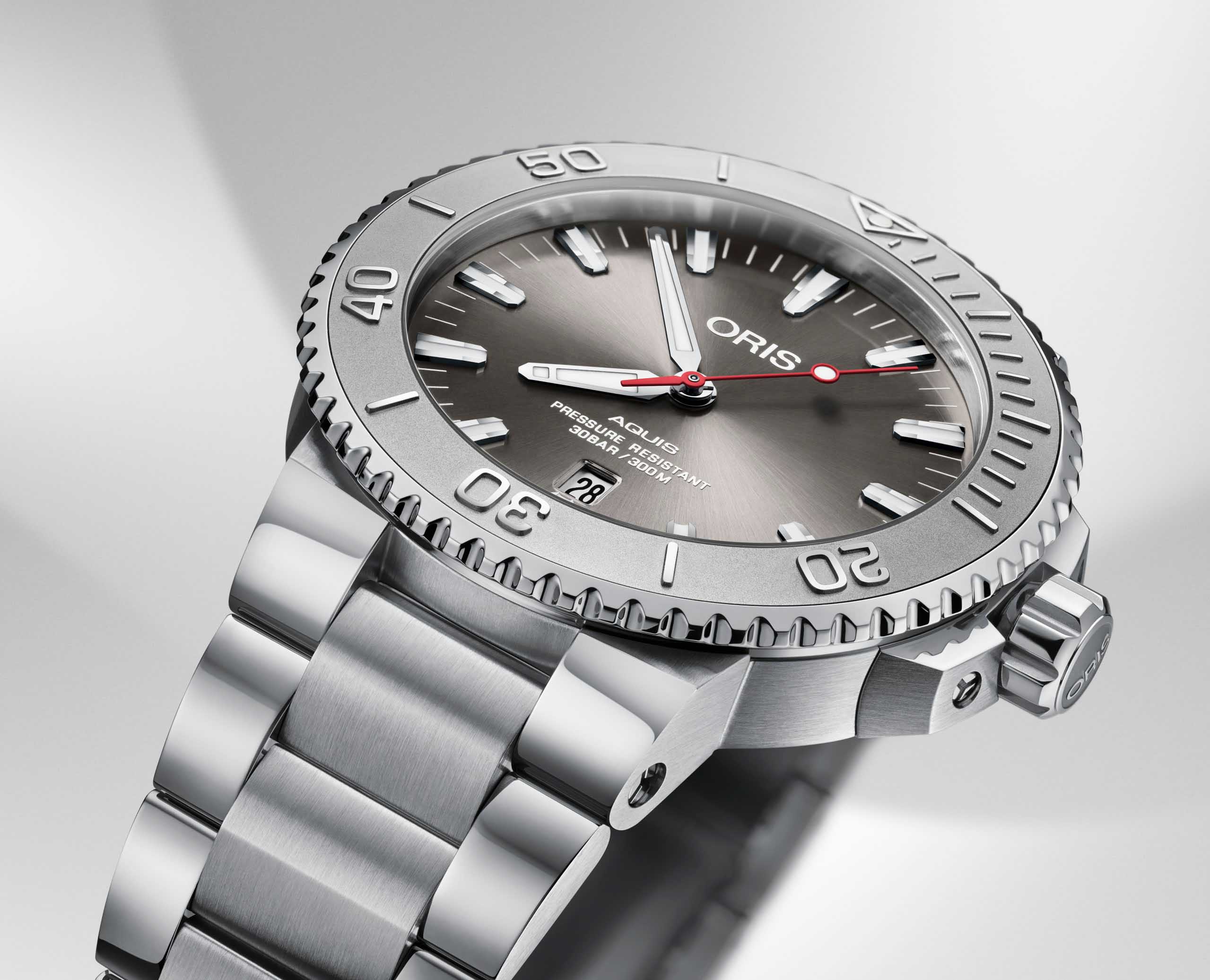 Наручные часы Oris Aquis 73377304153