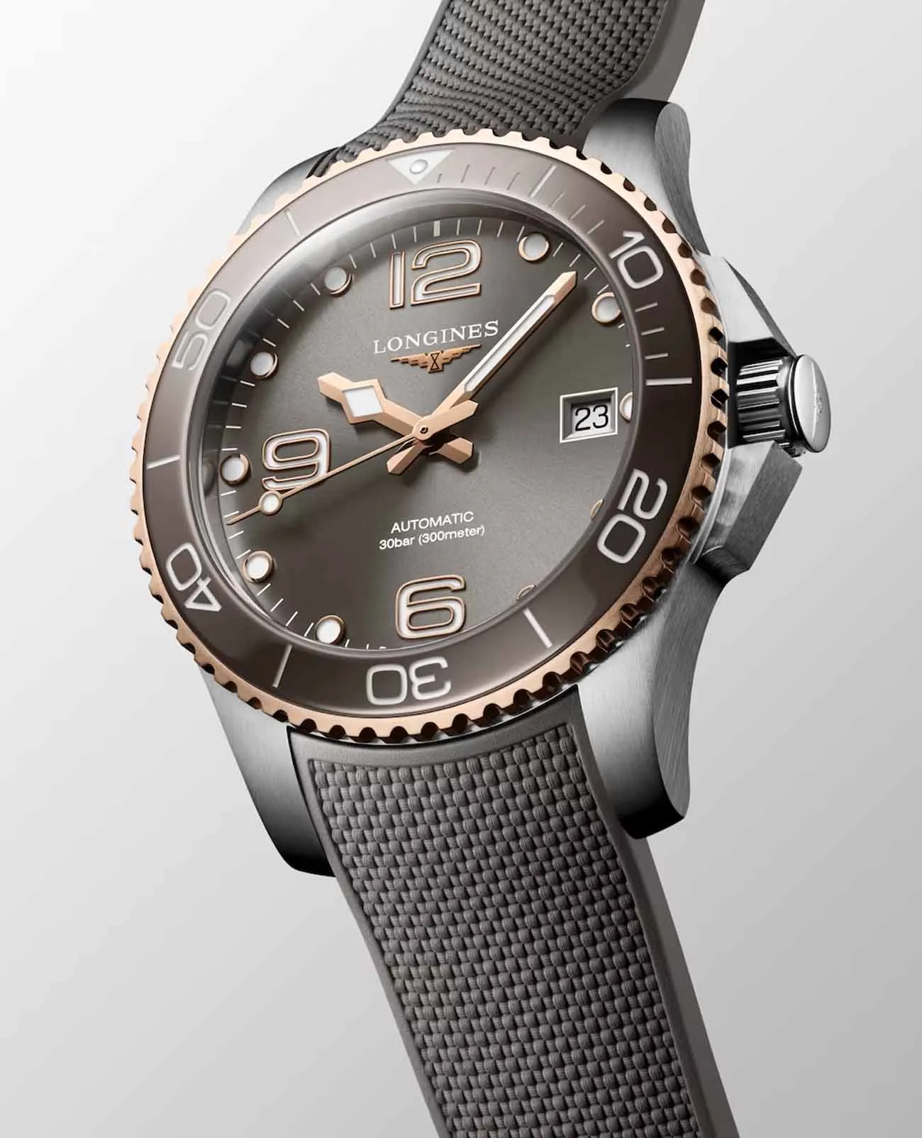Наручные часы Longines HydroConquest L37803789