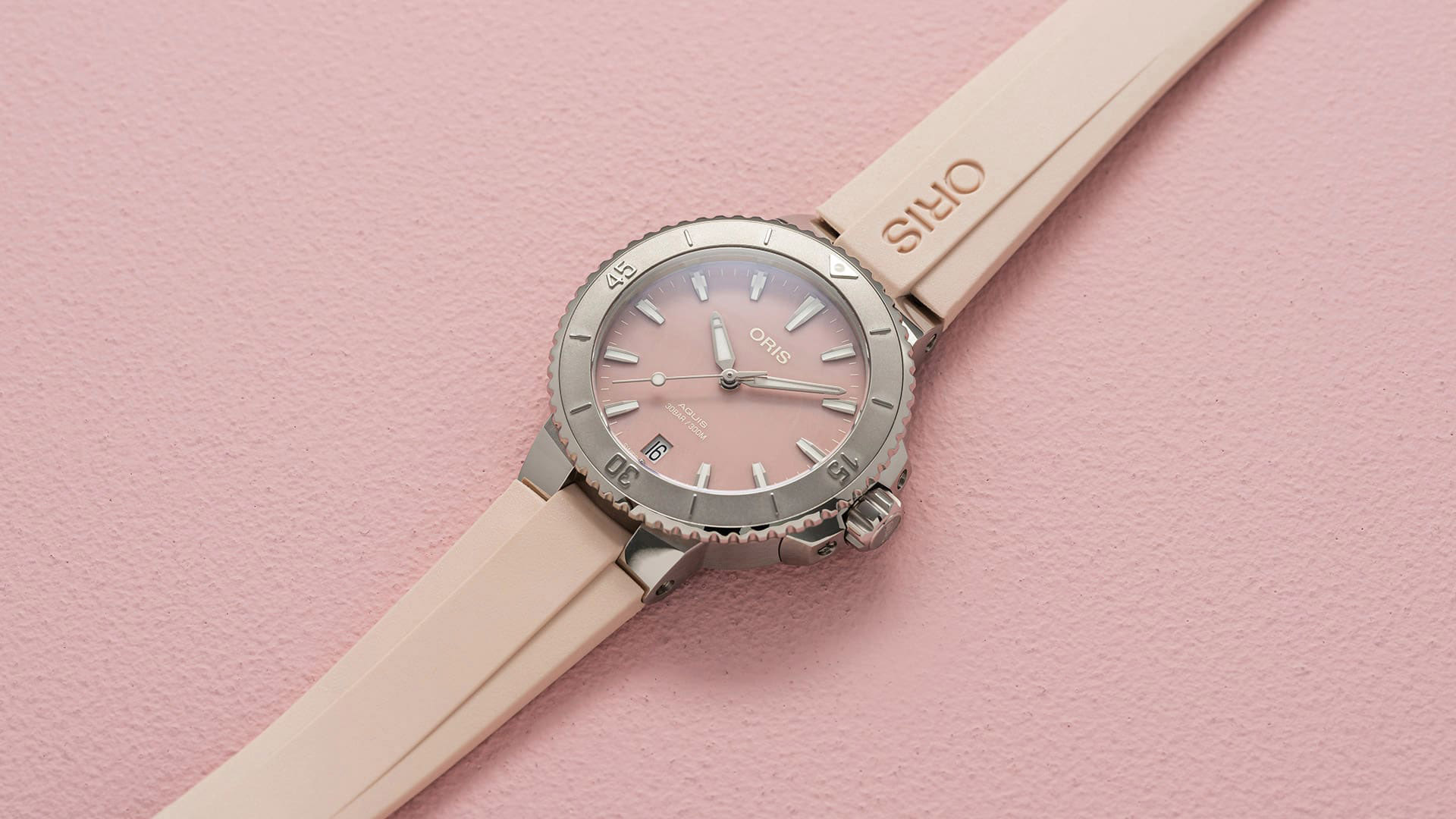 Наручные часы Oris Aquis 73377704158