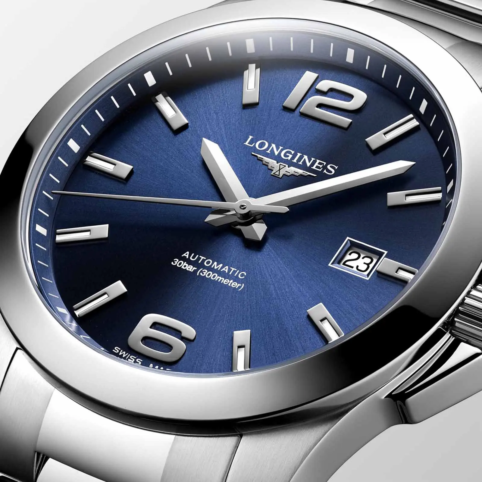 Наручные часы Longines Conquest L37774996