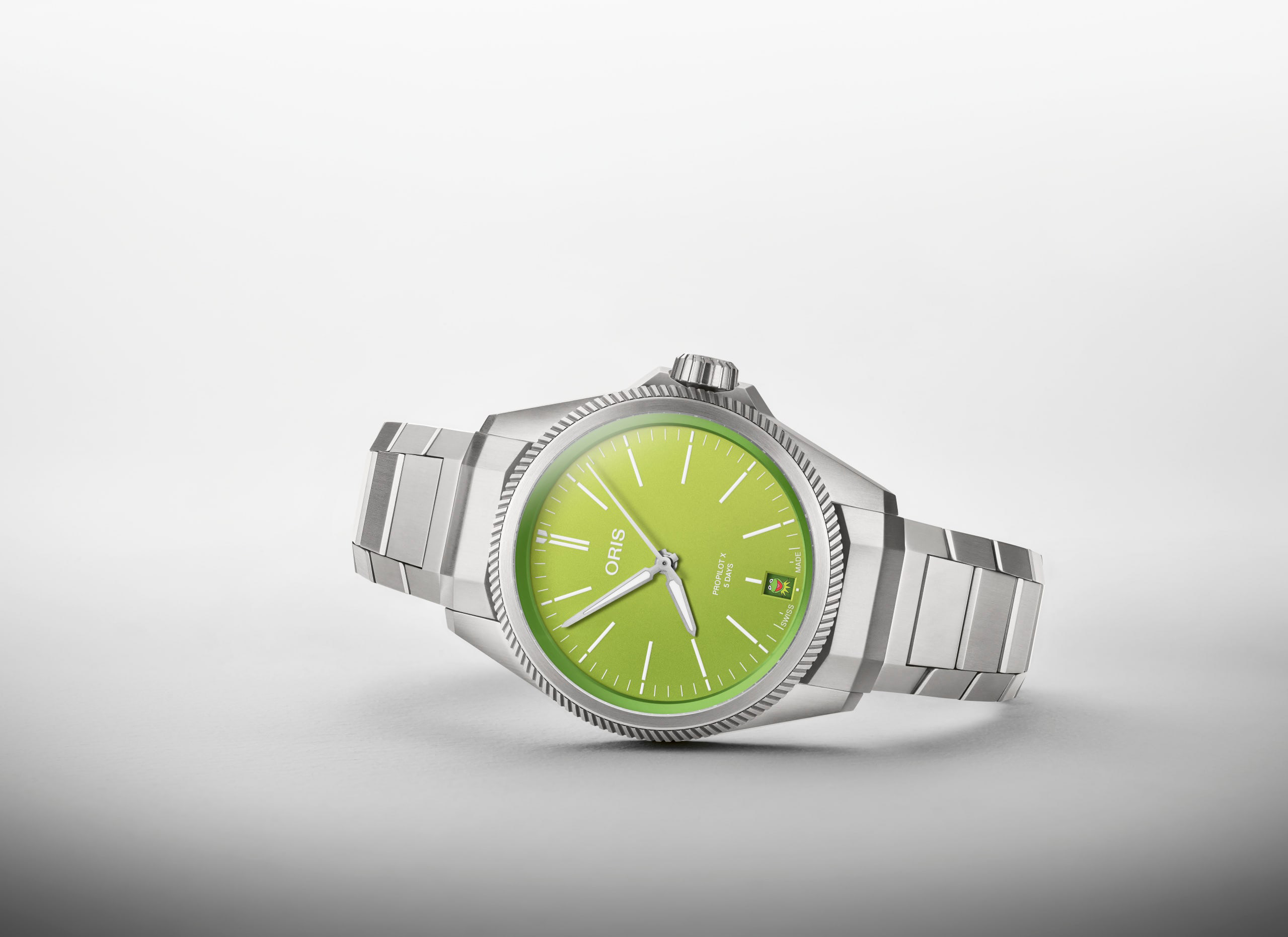 Наручные часы Oris Propilot X 40077787157