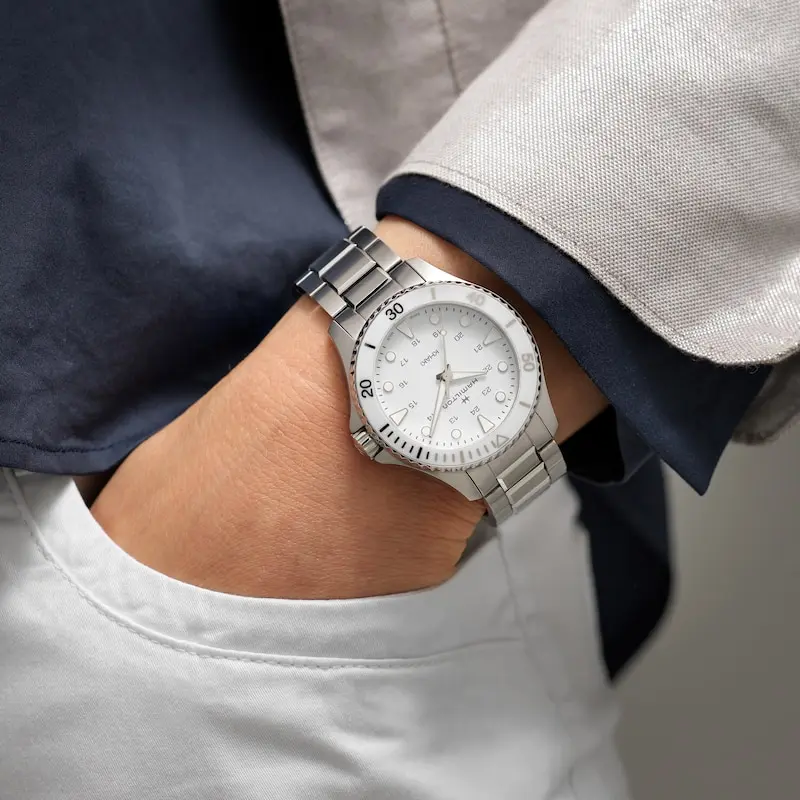 Наручные часы Hamilton Khaki Navy H82221110