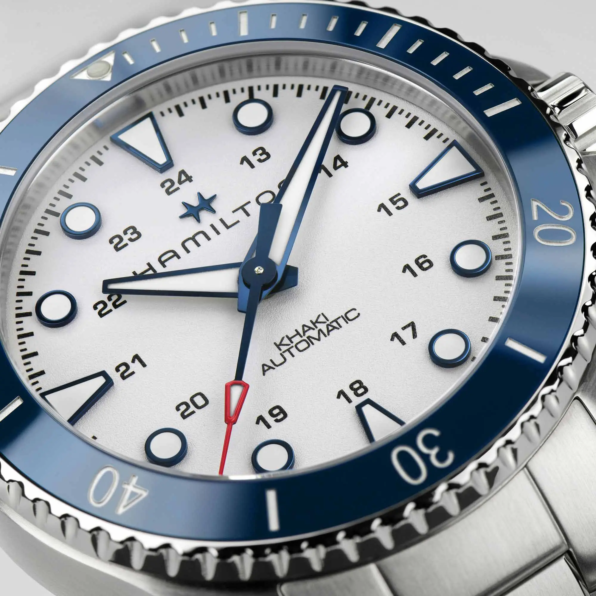 Наручные часы Hamilton Khaki Navy H82505150