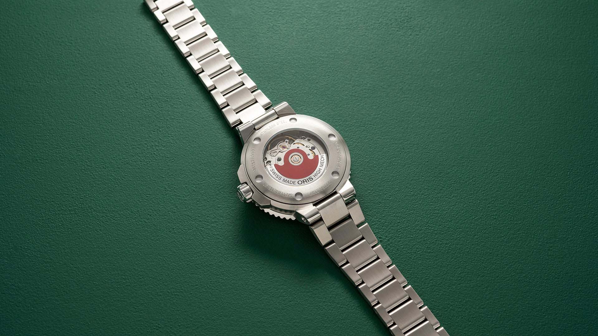 Наручные часы Oris Aquis 73377704137
