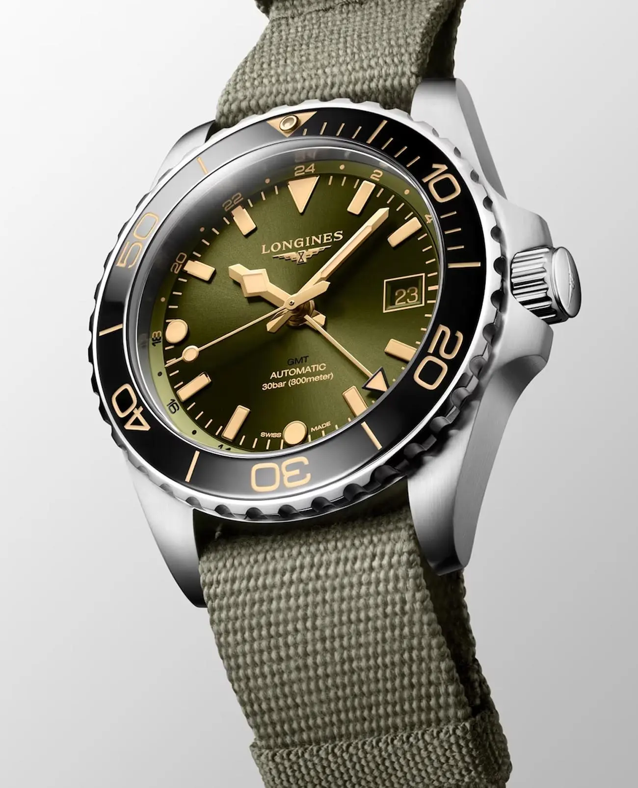 Наручные часы Longines HydroConquest L37904062