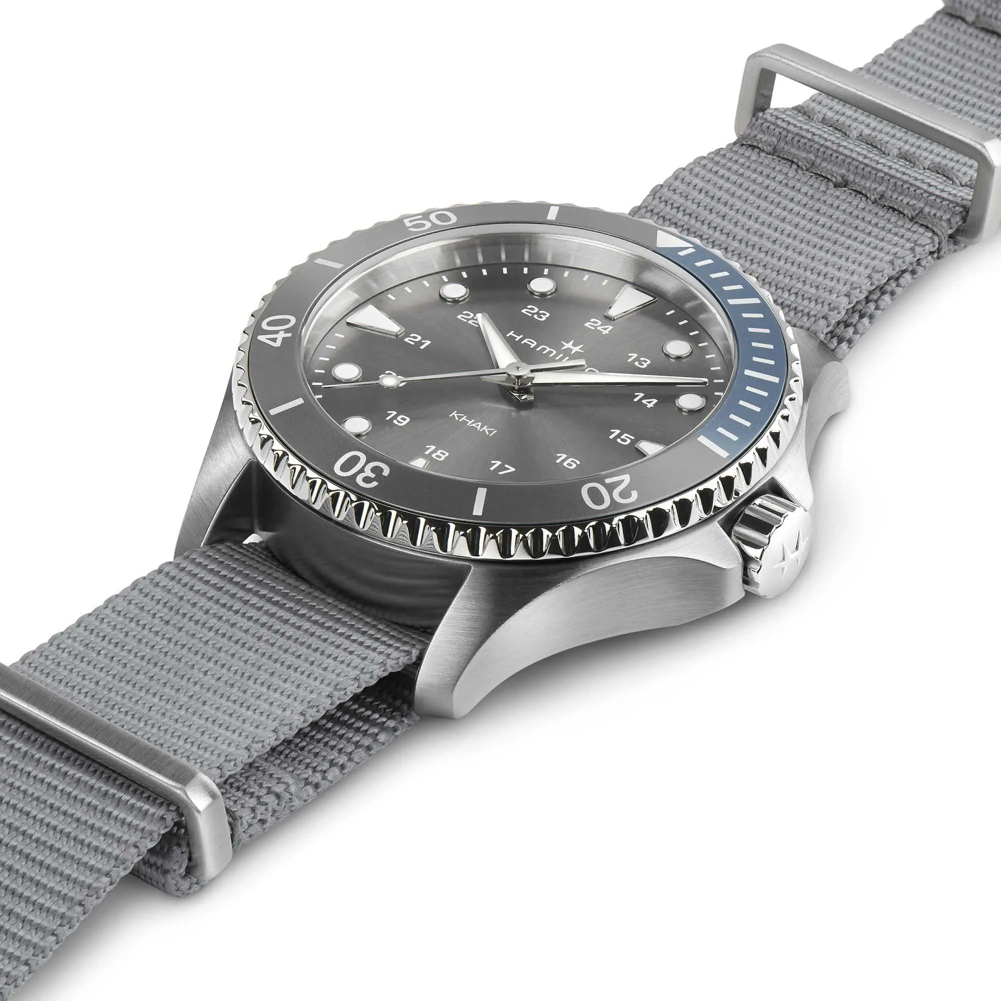 Наручные часы Hamilton Khaki Navy H82211981