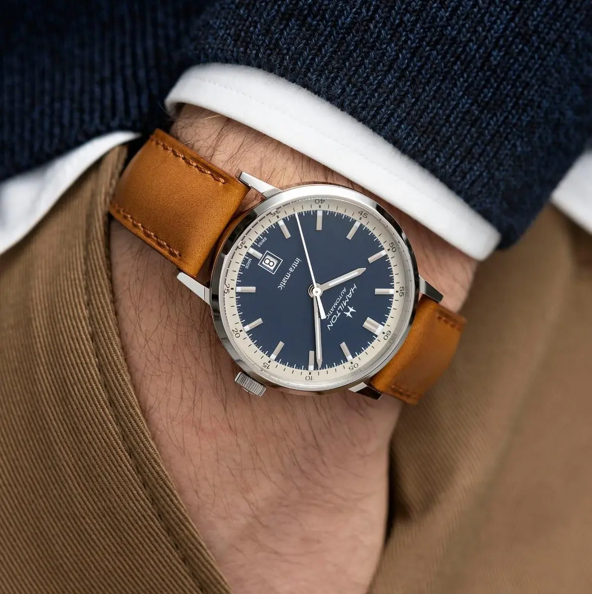 Наручные часы Hamilton American Classic H38425540