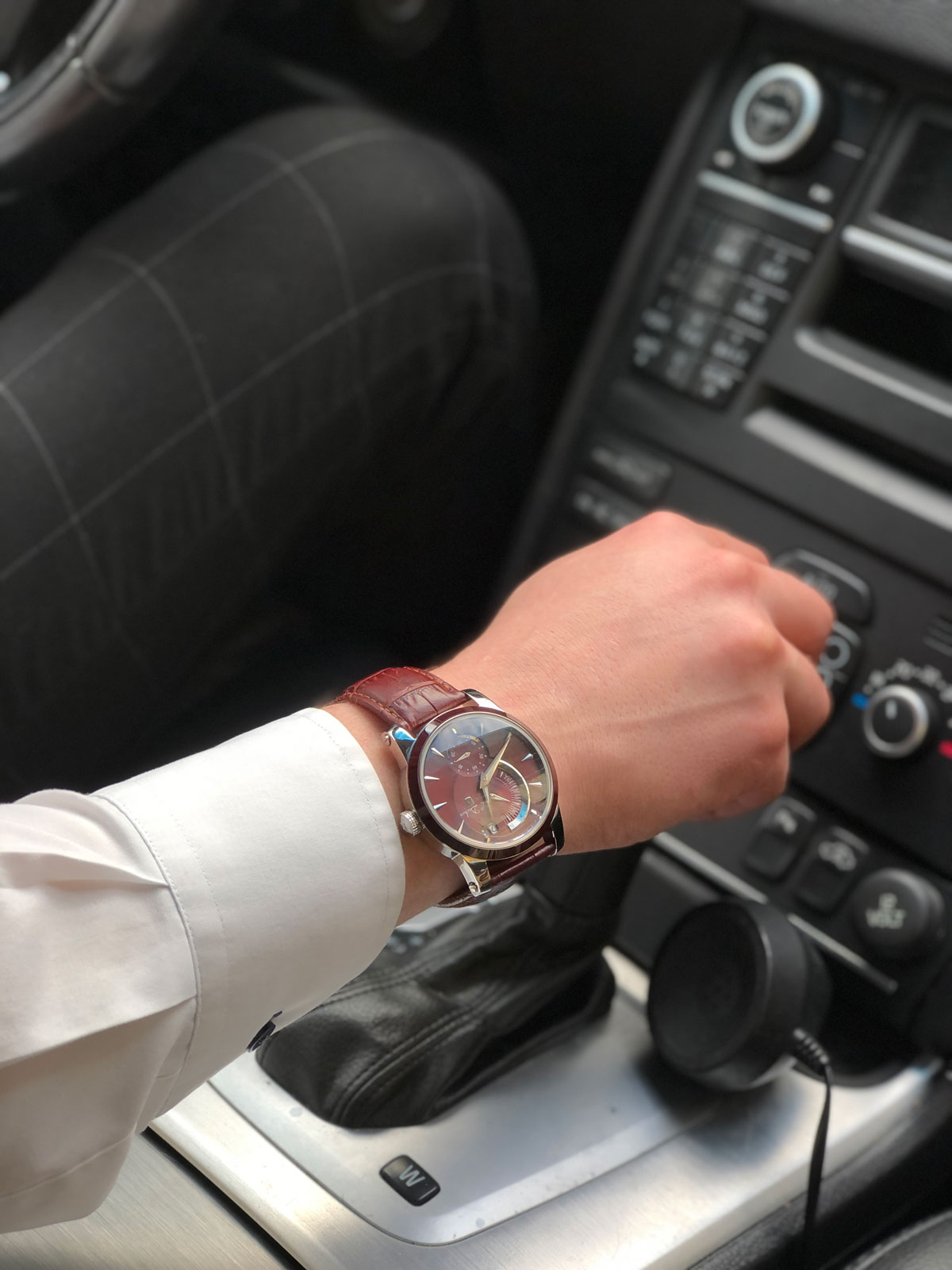 Наручные часы lduchen Multifunction D 237.51.31