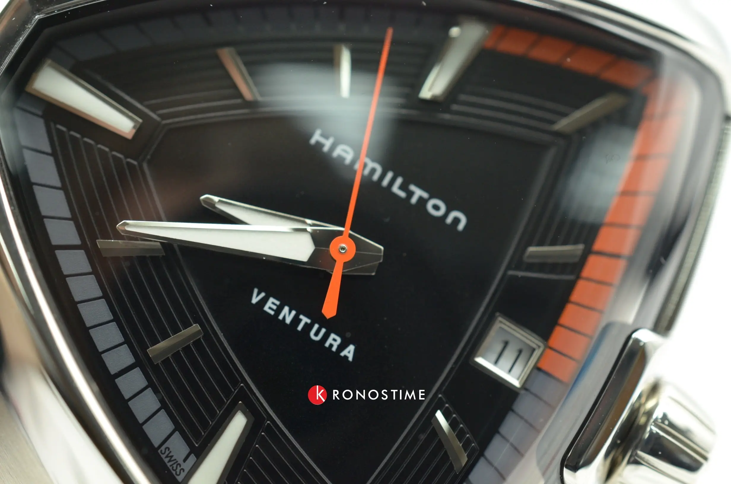 Наручные часы Hamilton Ventura H24551131