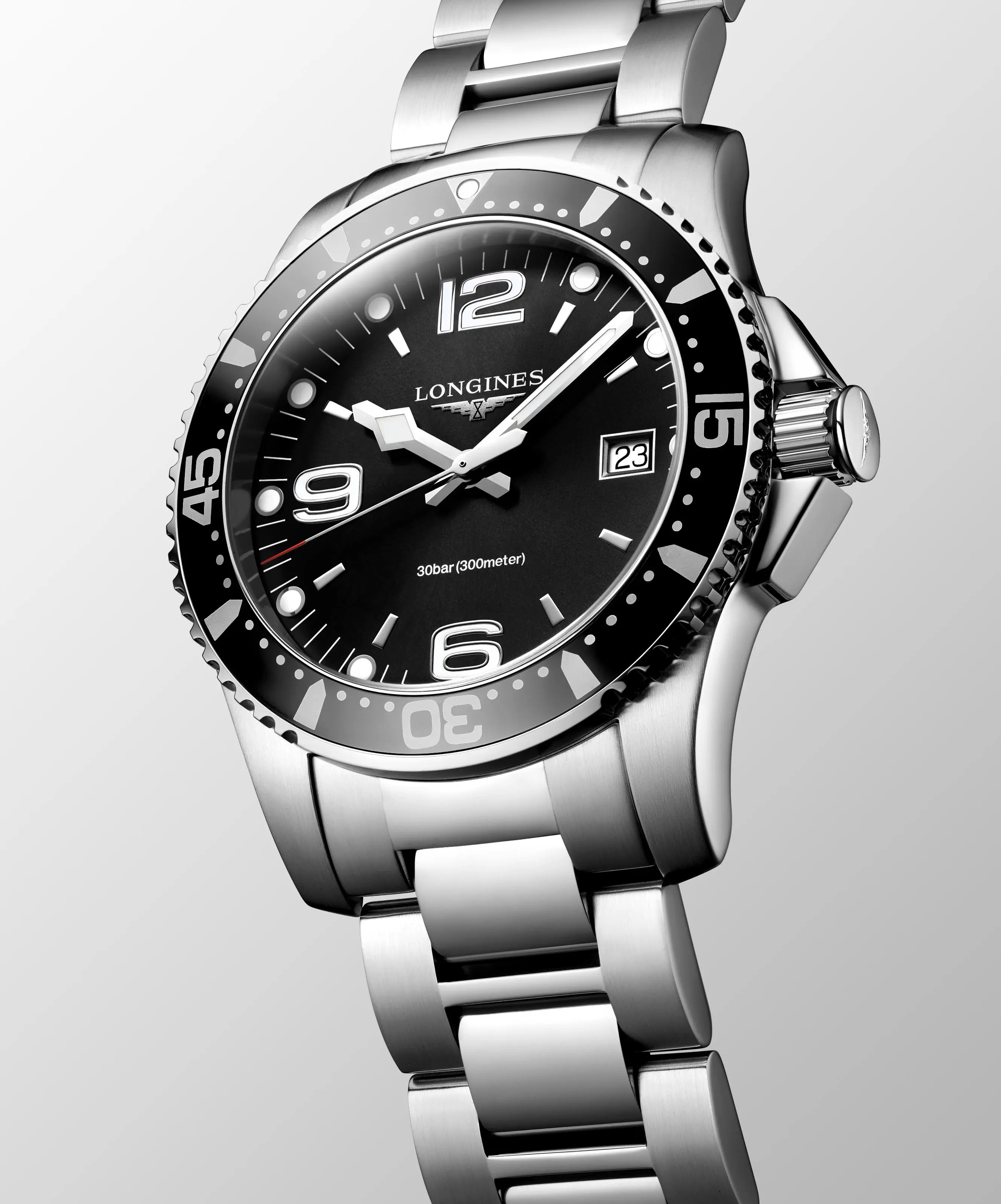Наручные часы Longines HydroConquest L37404566