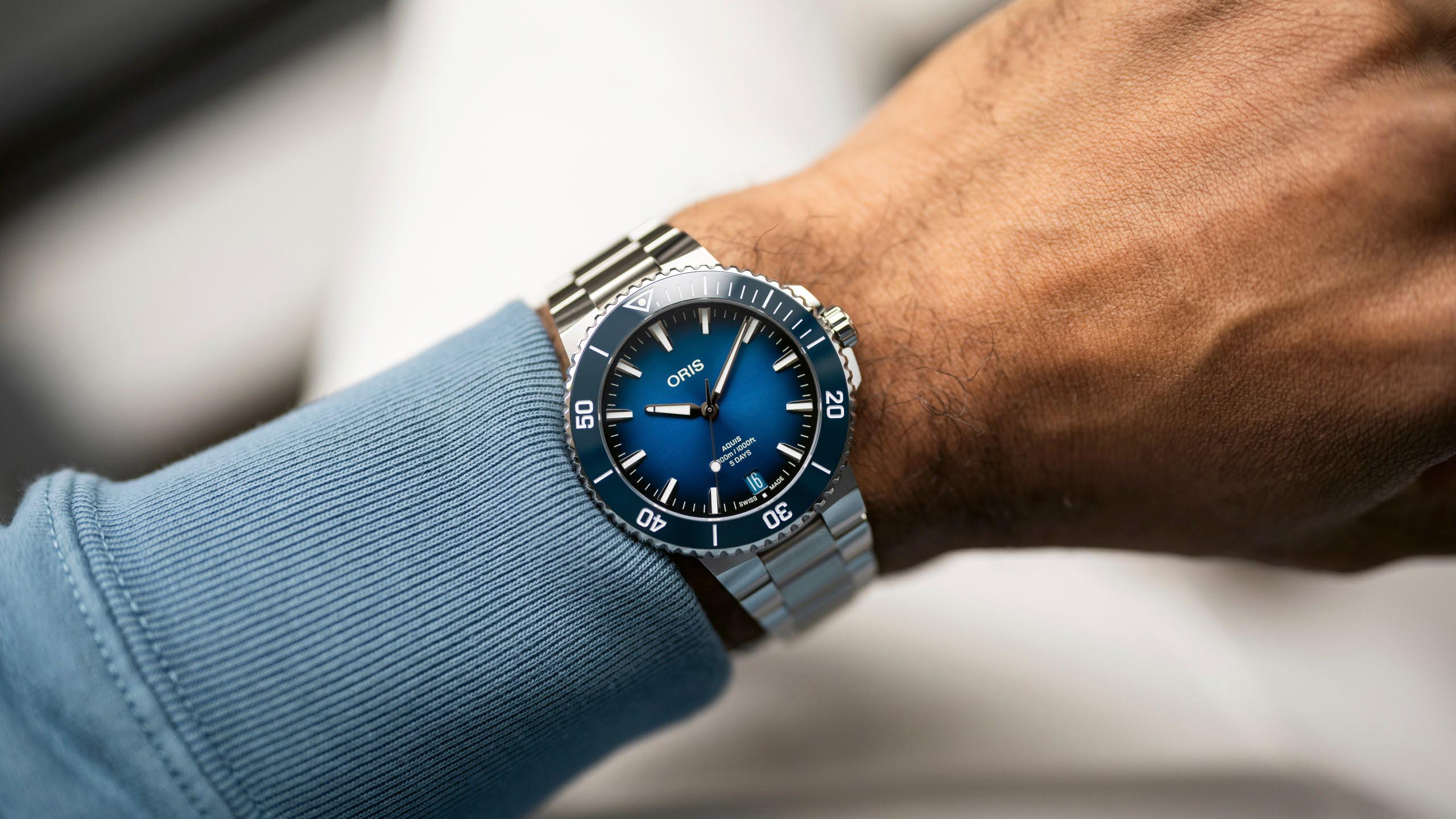 Наручные часы Oris Aquis 40077904135