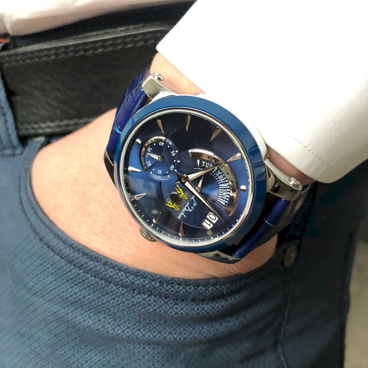 Наручные часы lduchen Multifunction D 237.31.BP