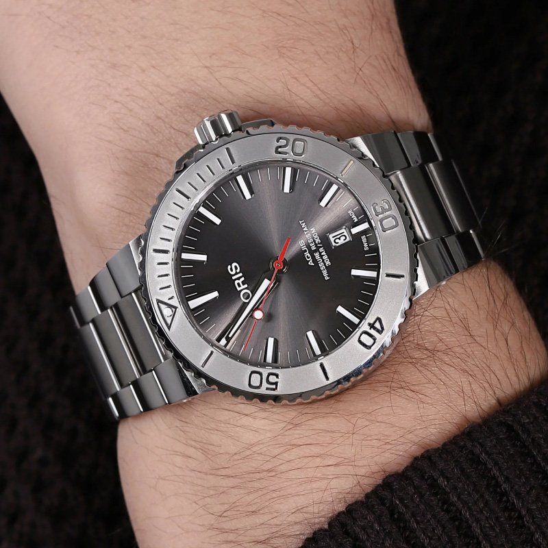 Наручные часы Oris Aquis 73377304153