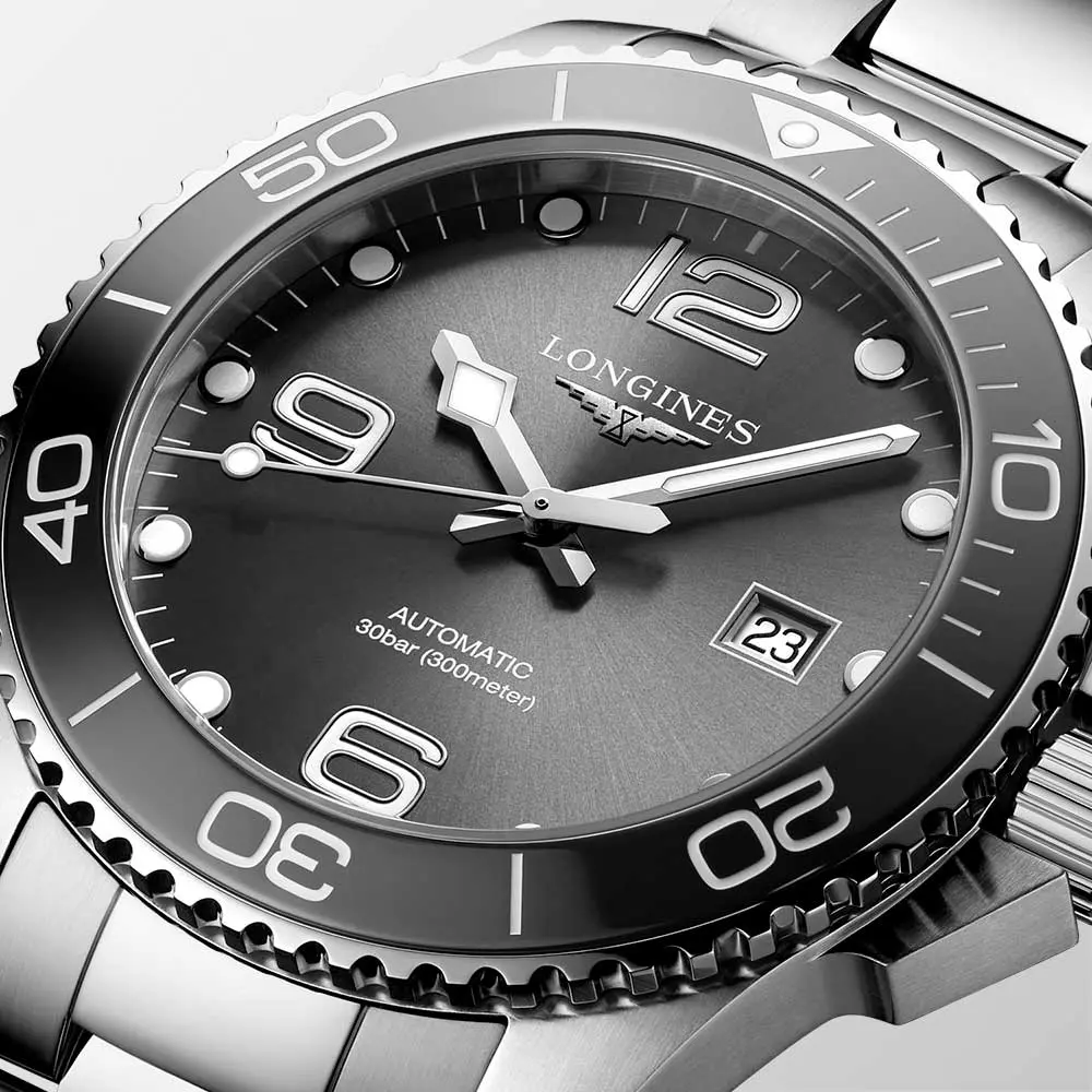 Наручные часы Longines HydroConquest L37814766