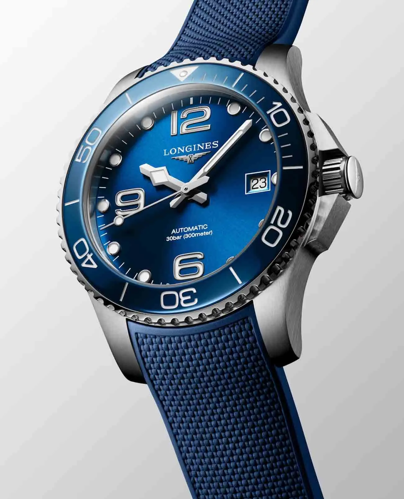 Наручные часы Longines HydroConquest L37804969